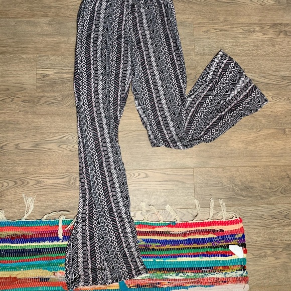 Flare pants - Picture 5 of 7